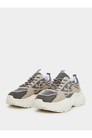 Styli Chunky Sole Side Pattern Sneakers