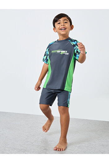 Styli Set of 3 - Printed Raglan Sleeve Swim Top, Shorts and Cap