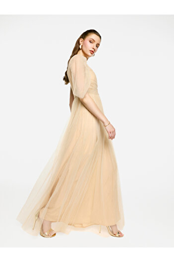 House of Moda By Styli Puff Sleeves Pleated Tulle Maxi Dress