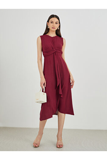 Styli Sleeveless Twist Front A-Line Midi Dress