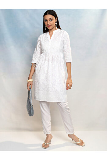 Vishudh By Styli Embroidered Collared A-Line Knee-Length Dress