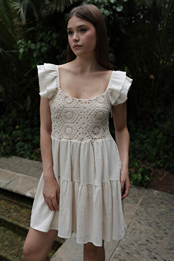 VAGGON Women's Ecru Lace Embroidered Mini Dress with Ruffle Sleeves Vs00419