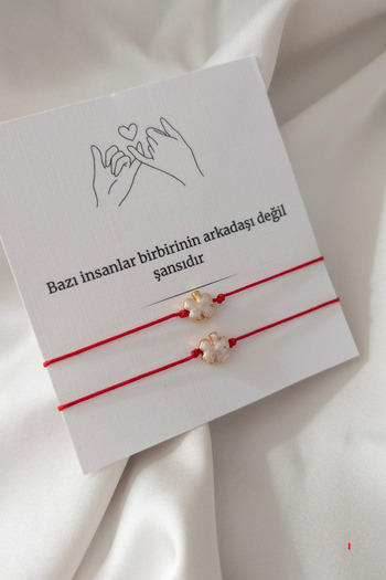 Narflake Set of 2 Handmade Lucky Clover Bracelets – Red String Friendship Bracelets