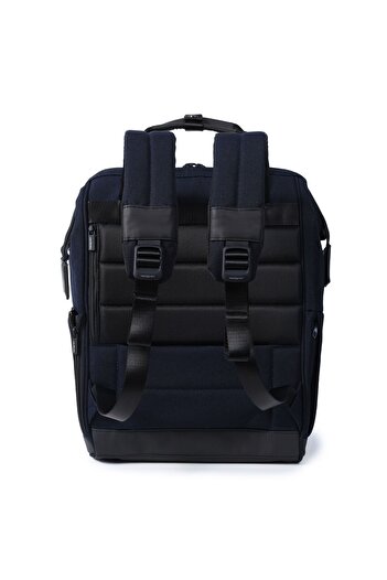 HEDGREN Batoh Next Clip Daybag s RFID ochranou, priehradkou na notebook 39 cm