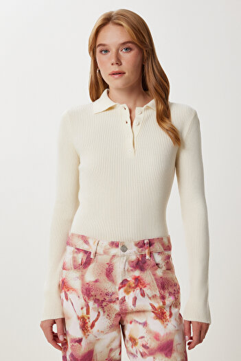 Happiness İstanbul Women's Cream Polo Neck Ribbed Knitted Sweater Pf00119