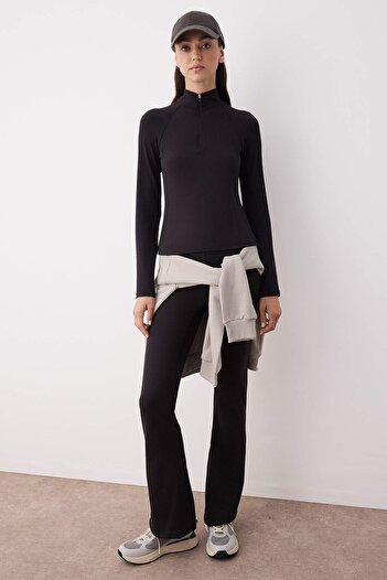 Trendyol Collection Черно меко четкано и филцово платно с цип и качулка, плетено спортно суитшърт THMAW26SW00000