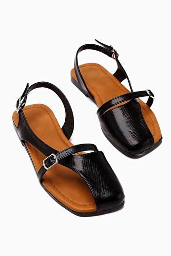 Limoya Almina Black Belt Detailed Women's Sandals