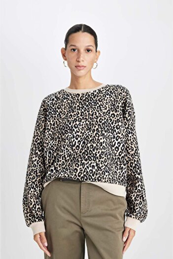 DeFacto Boxy Fit Crew Neck Leopard Pattern Χοντρό φούτερ D8722AX24WN