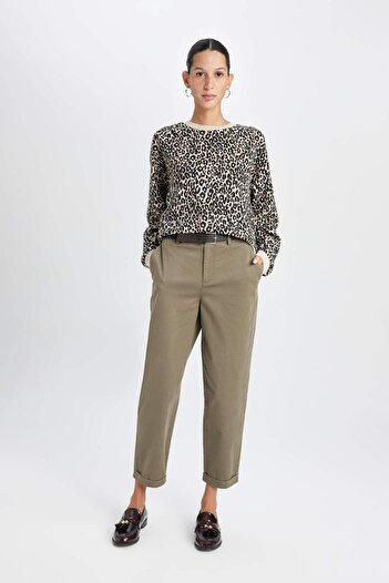 DeFacto Boxy Fit Crew Neck Leopard Pattern Χοντρό φούτερ D8722AX24WN