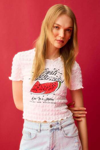 DeFacto Cool T-shirt με στάμπα με λαιμόκοψη - κοντό μανίκι, τοποθετημένο D2617AX24SM