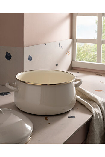 Madame Coco Montferry Pot - Beige - 24 cm