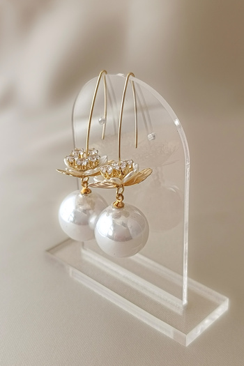 COSİTA Large Vintage Pearl Earrings with Flower Detail Dangle