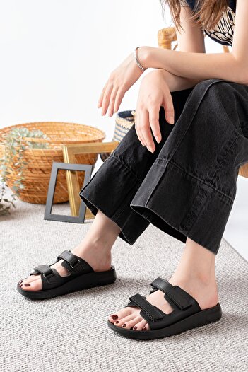 Slipcat Mulex Two Velcro, papuci negri eleganti pentru femei
