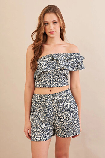 Cool & Sexy Women's Ecru-Blue Patterned Crop Shorts Set Ev100