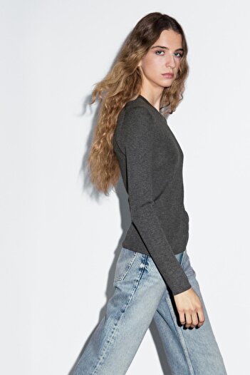 Massimo Dutti Ribbed knitted jumper with wool