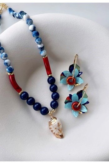 mos&more 3 Pieces, Gold Starfish Fish White Necklace and Earring Set