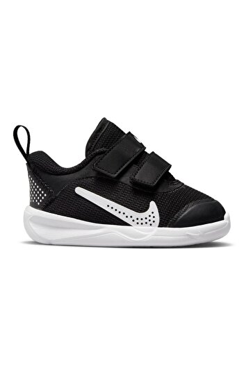 Nike Omni Multi-Court Hook-and-Loop Closure Shoes - Black & White
