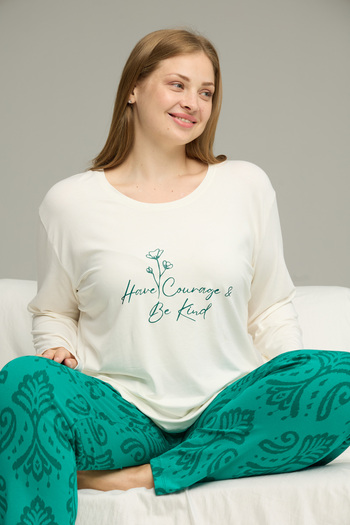 Siyah İnci Ecru Patterned Curve Large Size Oversized Cotton Pajama Set25240835