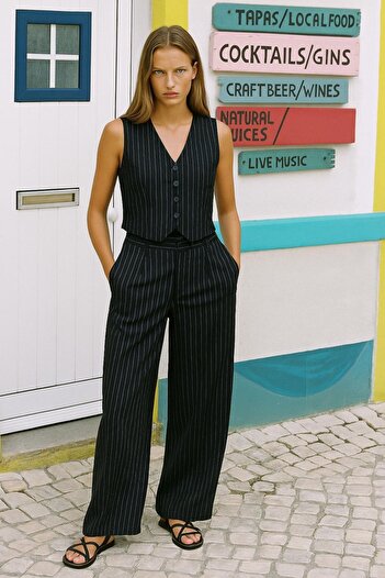 HAKKE Striped Vest Jacquard Crepe Suit