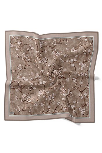 Levidor Floral Pattern Sparkling Crystal Scarf