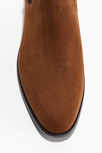 H&M Chelsea Bot