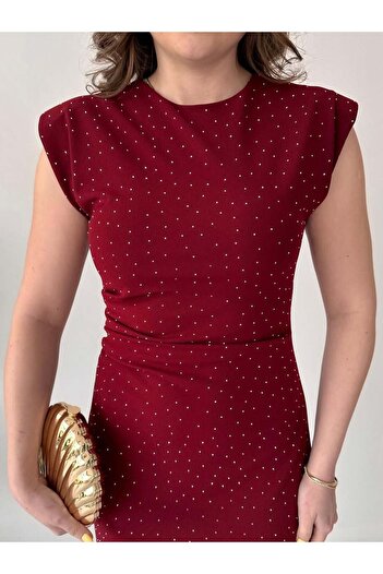 Mellyn Store Taşlı Vatkalı Arkası Yırtmaçlı Maxi Elbise