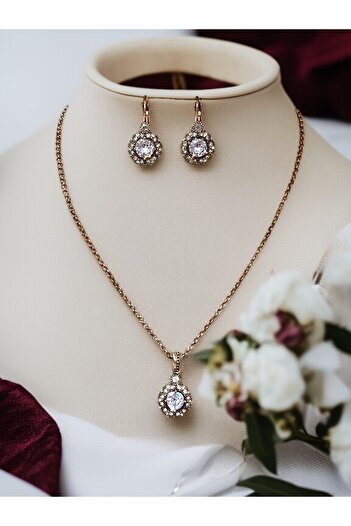 FAYRA ACCESSORIES Zircon Stone Diamond Mounting Necklace and Earring Set