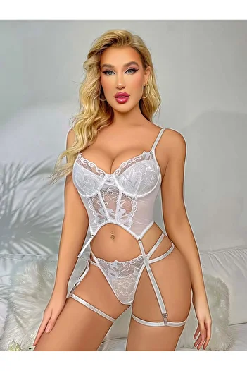 Pi Giyim Women's Garter Set