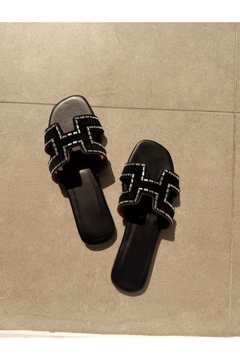 labor Selection Velvet Fabric Stone Flat Sole Slippers - Narrow Fit
