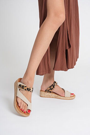 Taran Barbara Women's Gold Buckle Detailed Stylish and Comfortable Daily Suede Slippers