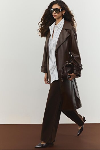 Stradivarius Long faux leather trench coat