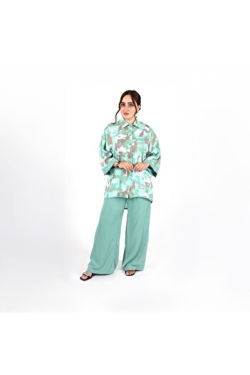 LINELLE Co-Ord Set with Abstract Printed Shirt & Wide-Leg Pants.