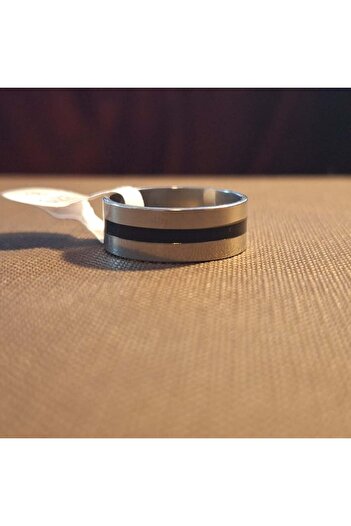 saratremo Elegant Stainless Steel Silver Ring with a Black Line in the Middle
