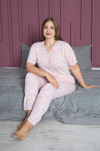 Fulla Moda Çiçek Desenli Büyük Beden V Yaka Pijama Takımı
