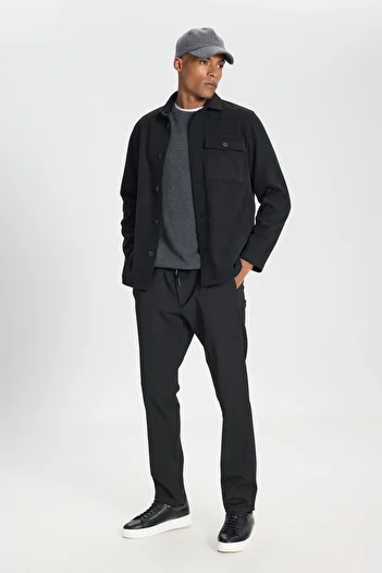 ALTINYILDIZ CLASSICS Men's Black Warm Relax Fit Relaxed Cut Classic Collar Pocket Fleece Shirt