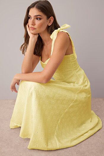 Trendyol Collection Light Yellow Brode Skirt Waist Opening Straight Maxi Woven Dress Twoss25El00863
