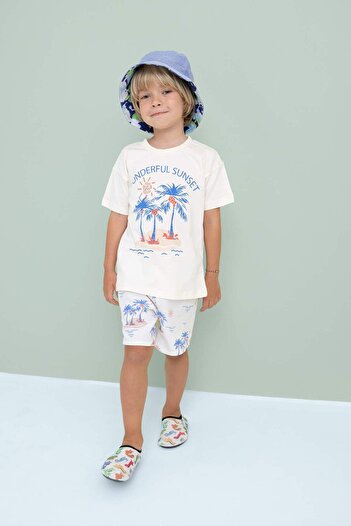 DeFacto 2-teiliges Set für Babys, Jungen, kurzärmeliges T-Shirt mit Palmenmuster und Shorts C9209A524SM