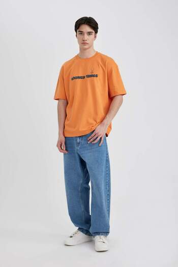 DeFacto Looney Tunes Oversize Wide Fit Crew Neck Back Printed Short Sleeve T-Shirt B8086Ax24Sm