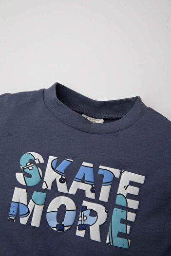 DeFacto Bedrucktes Kurzarm-T-Shirt für Babys mit Rundhalsausschnitt C9360A524SM