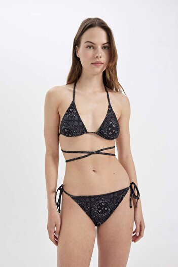 DeFacto Regular Fit Shawl Pattern Bikini Top-Fall in Love C3176Ax24Sm