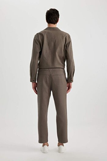DeFacto Yazlık Jogger Pantolon Regular Fit Normal Kesim Keten Görünümlü Düz Paça Pamuklu Cepli B4138AX24SP