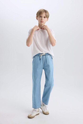 DeFacto Erkek Çocuk Straight Fit Düz Paça Basic Düz Jean Pantolon B5740A824SM