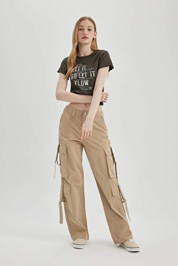 DeFacto Coool Wide Leg Geniş Paça Pantolon Gabardin Kumaş Kargo Cepli Basic Düz B5690AX24SP