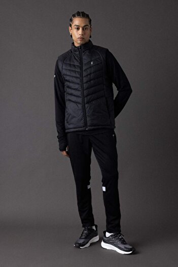 DeFacto Defactofit Slim Fit Puffer Vest Slim Fit Water Repellent Windproof with Zipper Pocket B2124Ax24Sp