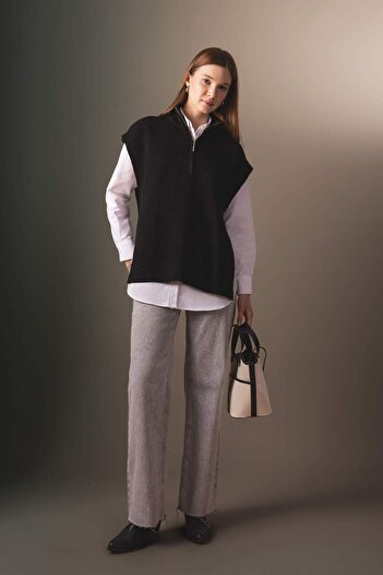 DeFacto Regular Fit Zippered Stand Collar Sweater B8141Ax23Wn
