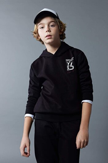 DeFacto Erkek Çocuk Kapüşonlu Baskılı Kalın Sweatshirt B5945A823WN