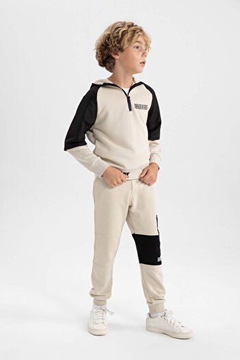 DeFacto Boy's Oversize Wide Fit Hooded Sweatshirt A6587A823Wn
