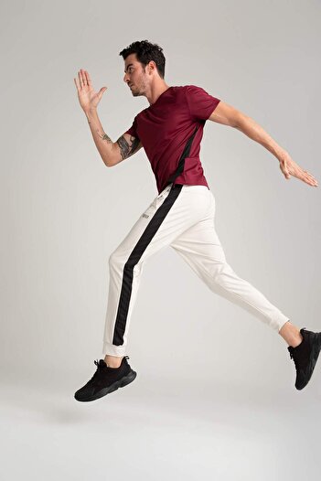 DeFacto DeFactoFit Sporcu İnce Jogger Eşofman Altı Standart Fit Standart Paça Skuba Dalgıç Kumaş X9125AZ23AU