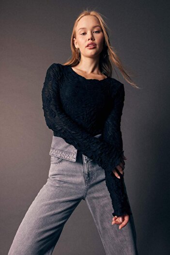 DeFacto Coool Fitted Tulle Long Sleeve T-Shirt B3719Ax23Au