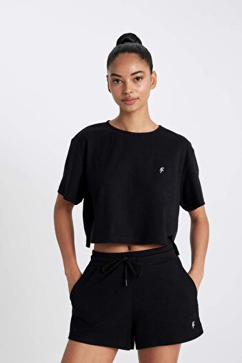 DeFacto Defactofit Cropped Fit Crew Neck Sports Rib Short Sleeve T-Shirt A9916Ax23Hs